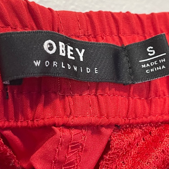 Obey Cerise Red Tracks - Picture 3 of 3